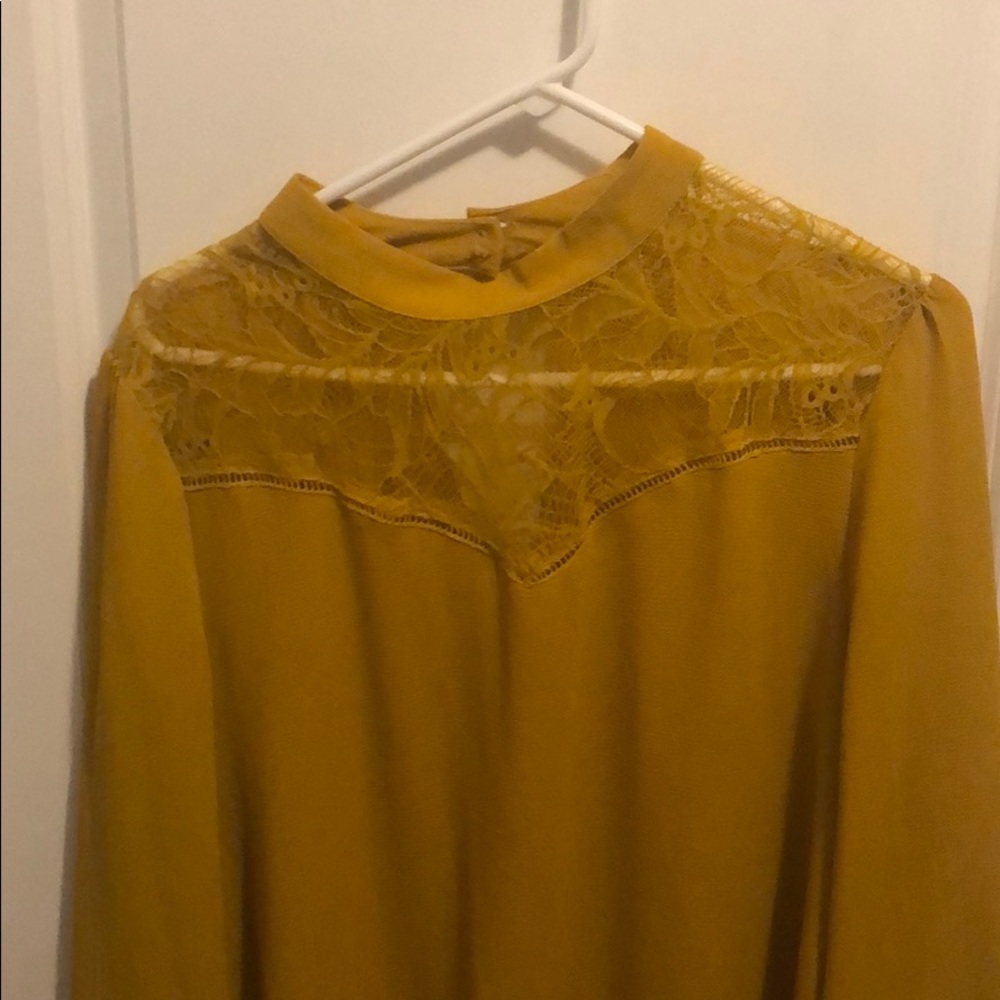Yellow/Gold Blouse